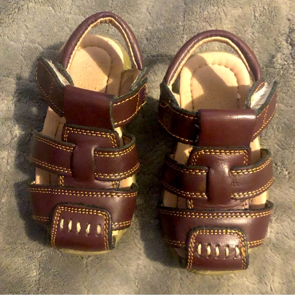 Leather Toddler Brown Sandals with Velcro Closure